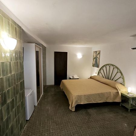 Hotel Golfo Azzurro 카폴리베리 외부 사진